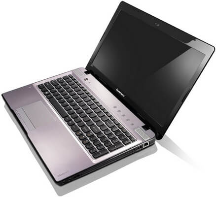 Ремонт материнской платы на ноутбуке Lenovo IdeaPad Z570A